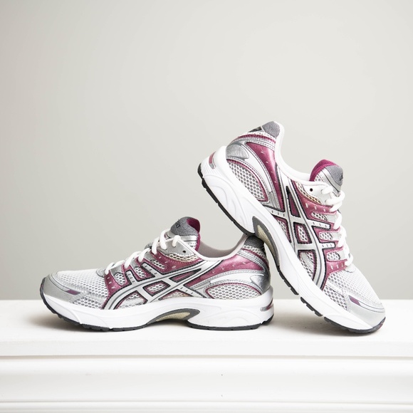 Asics Gel Equation 3 Womens 8.5 Athletic Running Shoes White Purple Asics Shoes - Picture 1 of 7